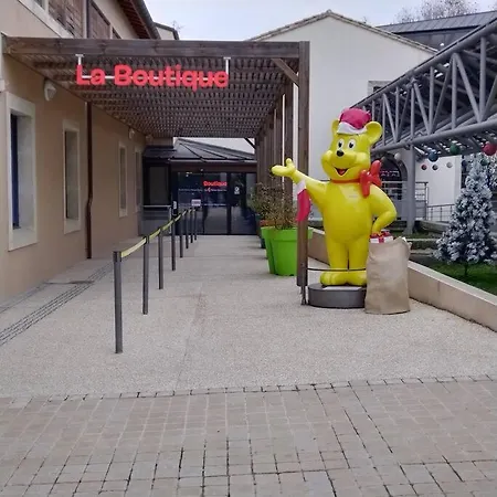 Le Provence Avec Piscine, Climatisation Et Parking *